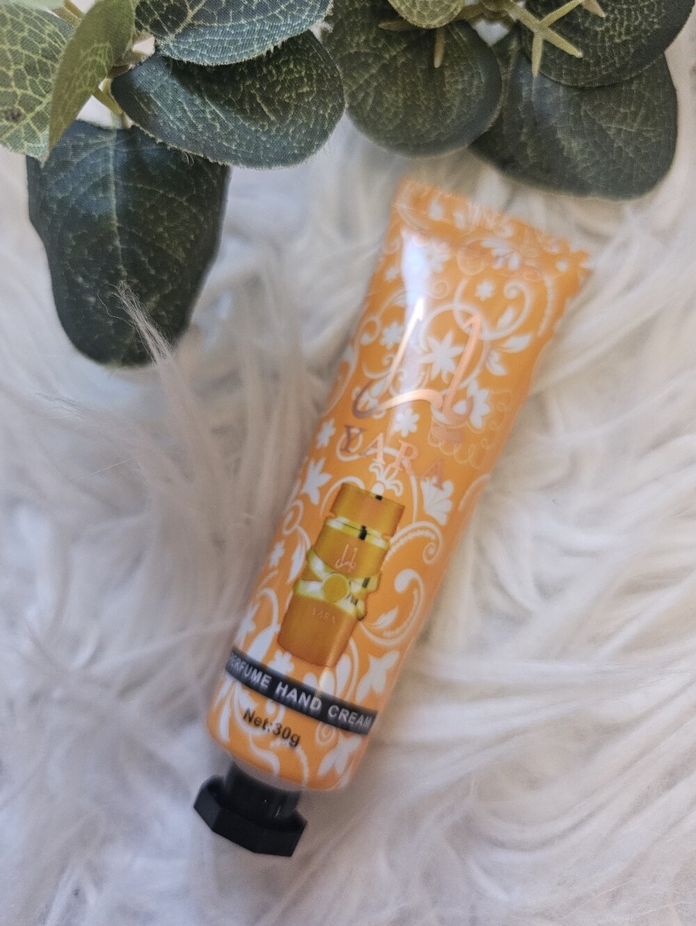 Beauty Bundle: PICK 1 - Picture 14 of 16